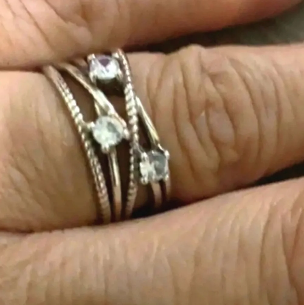 Ladies Elegant 925 sterling silver wide band ring sz 8